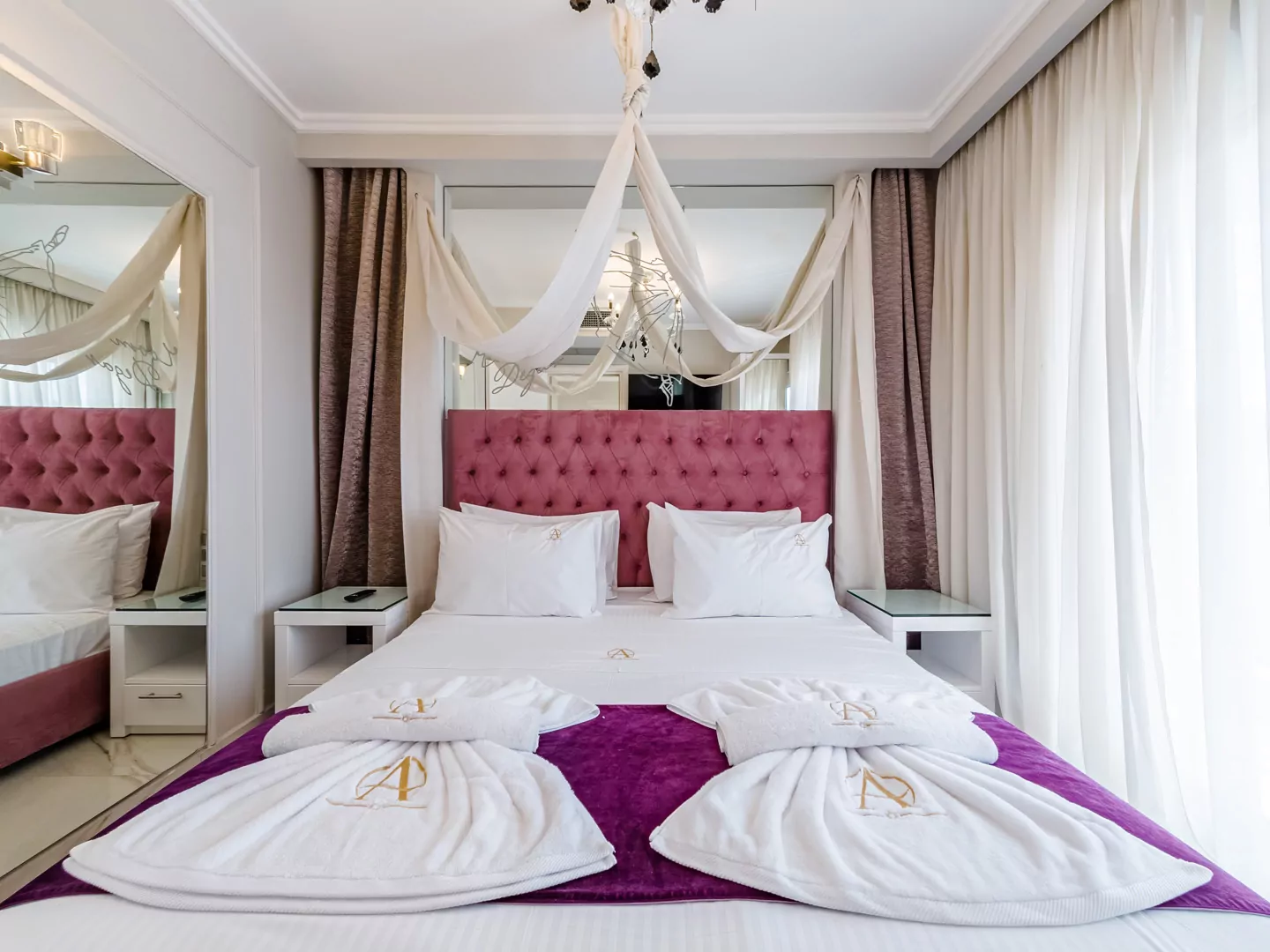 Modern luxury suite bedroom with sea view balcony at Alpha Luxury Suites Pefkohori Halkidiki